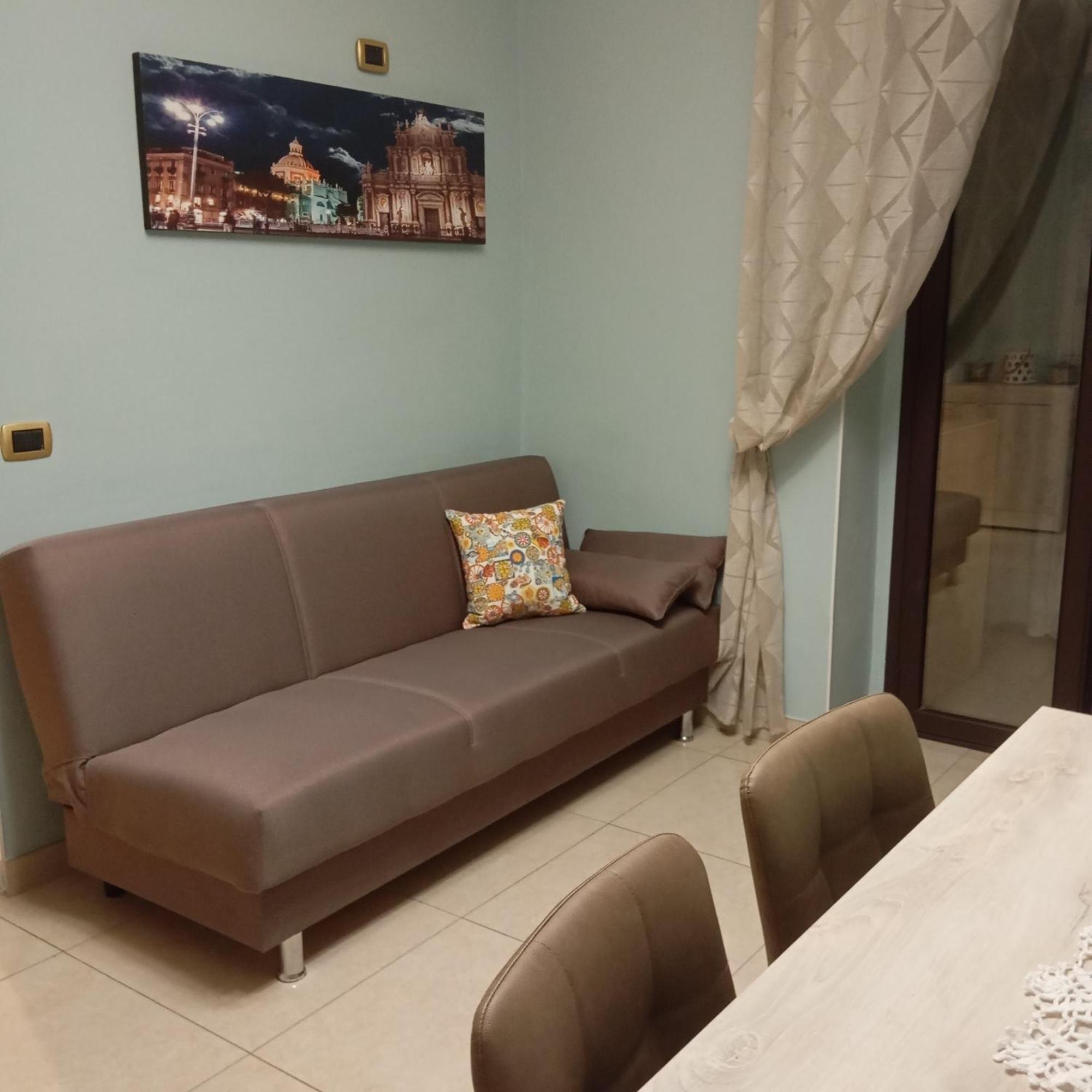 Casa Irene Apartment คาตาเนีย ภายนอก รูปภาพ