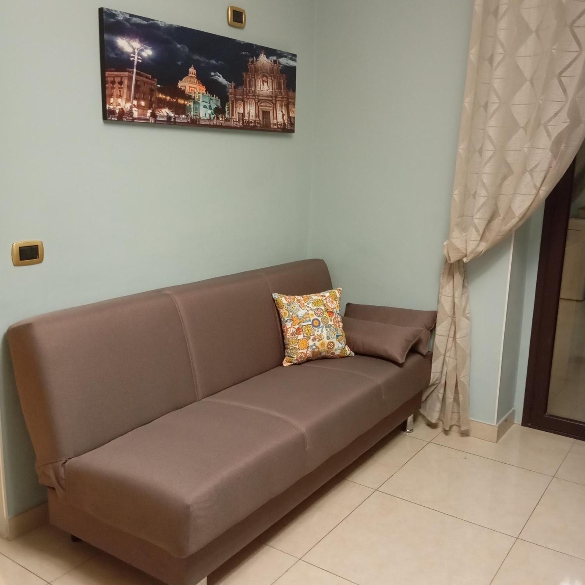 Casa Irene Apartment คาตาเนีย ภายนอก รูปภาพ