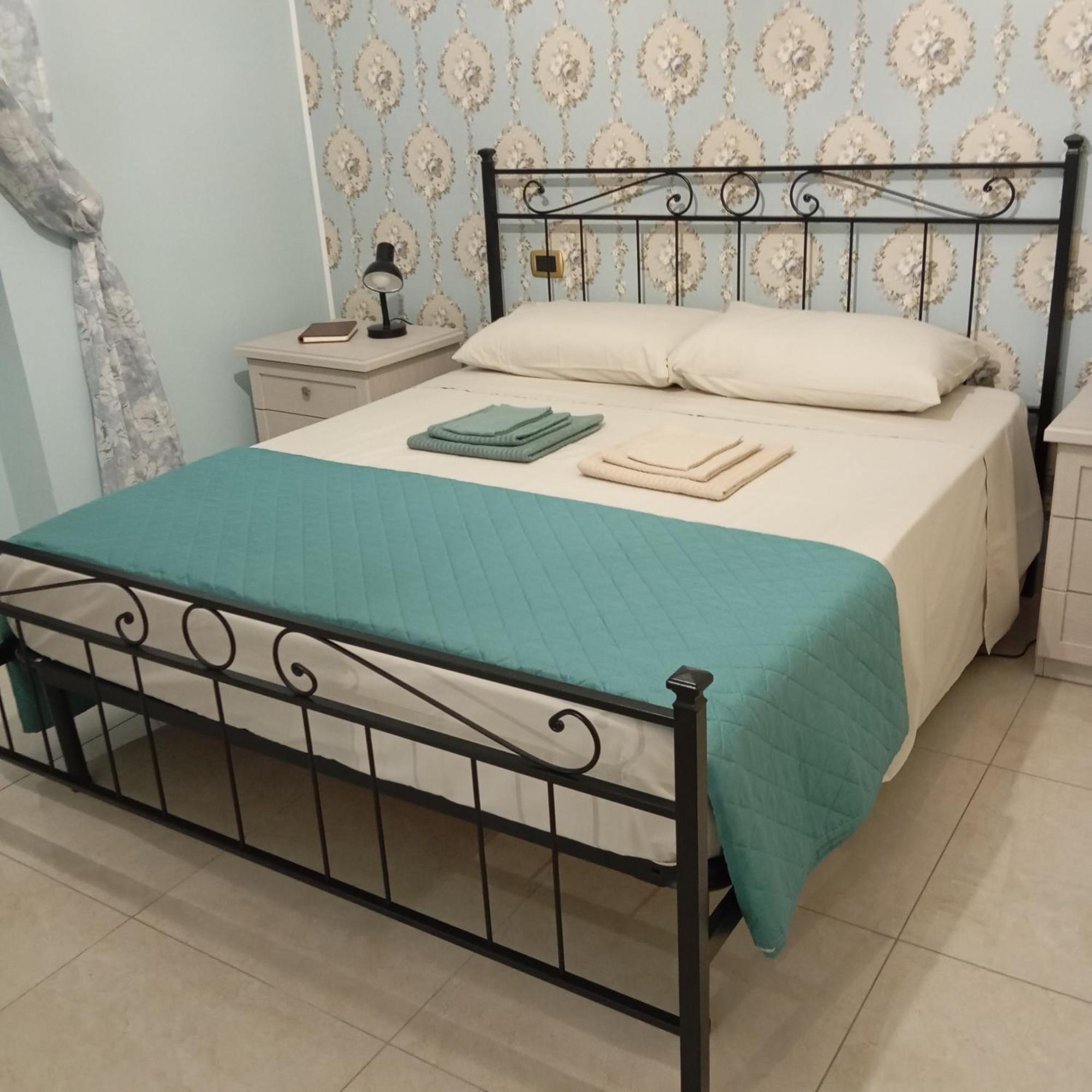 Casa Irene Apartment คาตาเนีย ภายนอก รูปภาพ